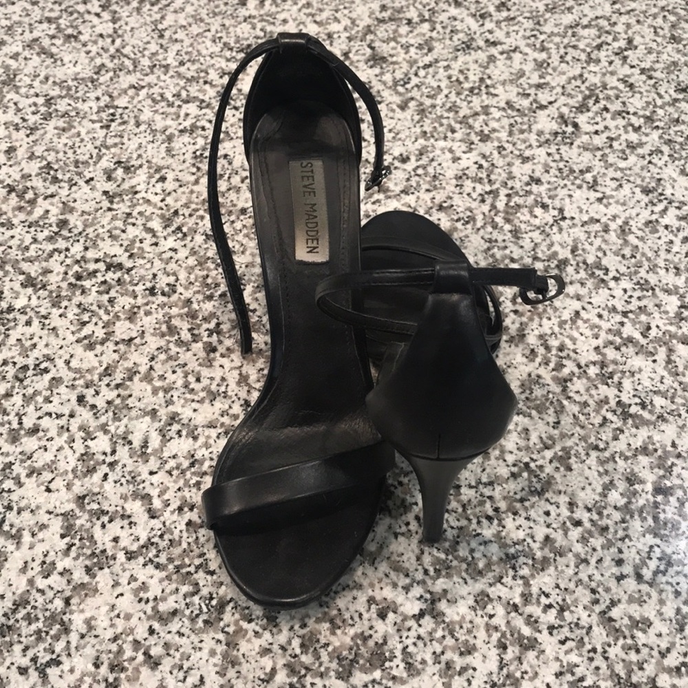 Black Steve Madden heels
